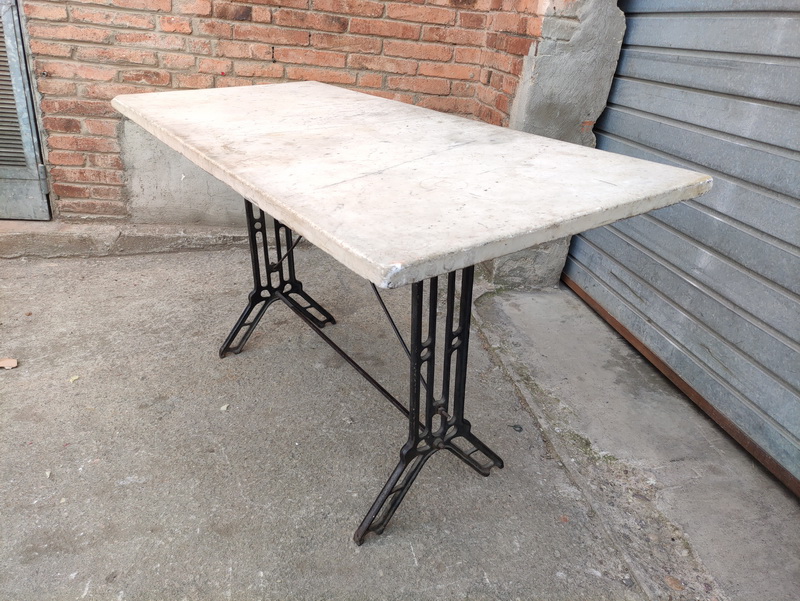 mesa hierro marmol 76.5x140x63.5 1u